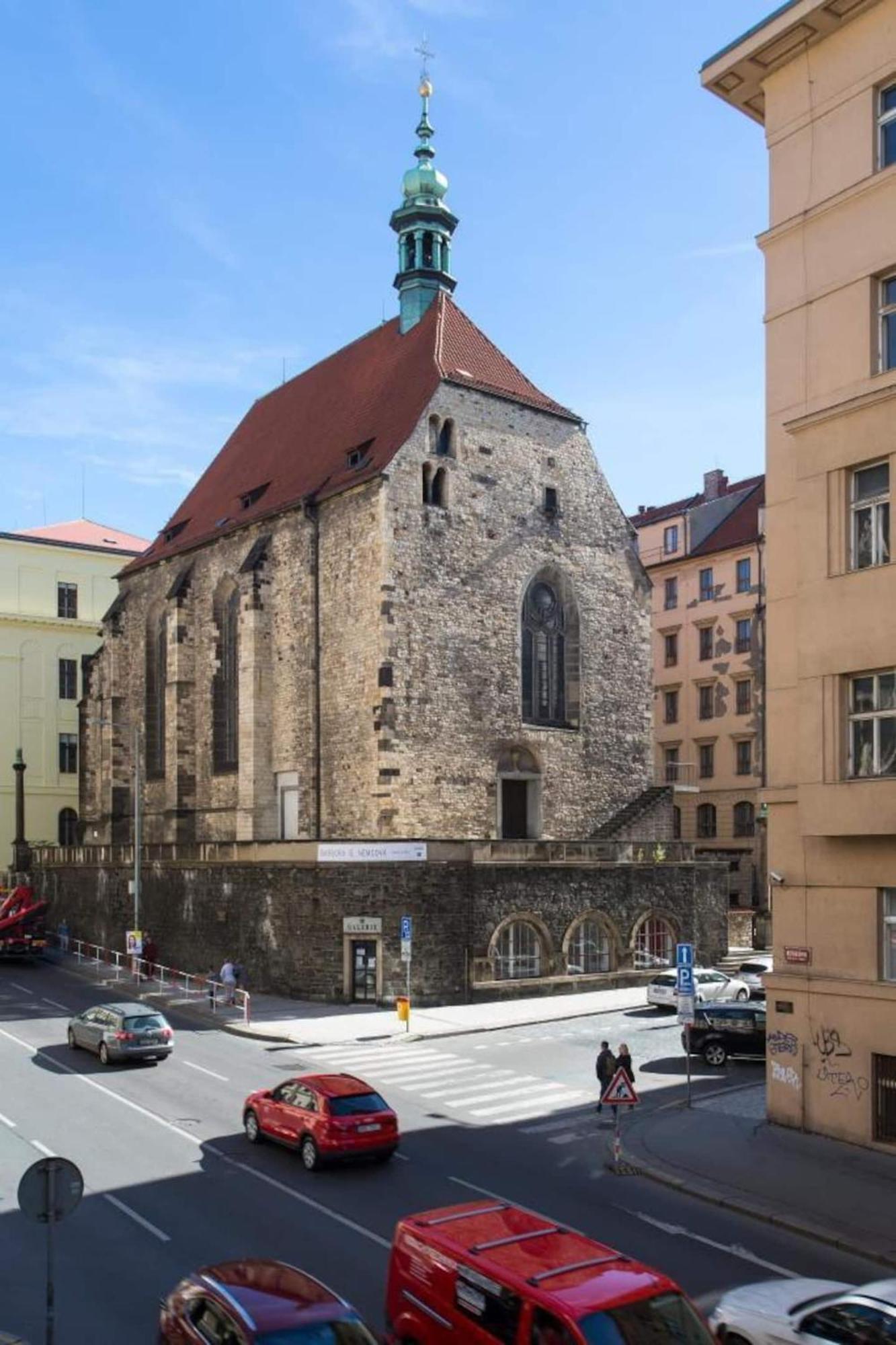 Place Of Grace - 50 Meters From Dancing House 布拉格 外观 照片